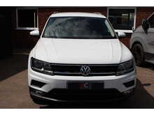 Volkswagen Tiguan TDI SE Navigation 