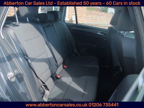 2.0 TDI BlueMotion Tech SE Nav Estate 5dr Diesel DSG Euro 6 (s/s) (150 ps)