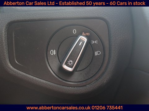 2.0 TDI BlueMotion Tech SE Nav Estate 5dr Diesel DSG Euro 6 (s/s) (150 ps)