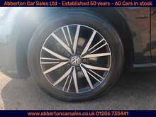 Volkswagen Golf TDI BlueMotion Tech SE Nav 