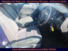 Volkswagen Golf TSI SE Nav 