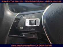 Volkswagen Golf TSI SE Nav 