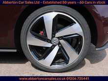 Volkswagen Golf TSI BlueMotion Tech GTI 