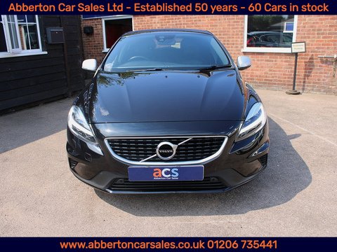 1.5 T3 R-Design Edition Hatchback 5dr Petrol Auto Euro 6 (s/s) (152 ps)