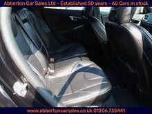 Volvo V40 T3 R-Design Edition 