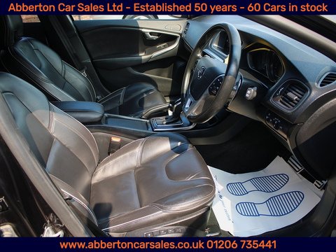 1.5 T3 R-Design Edition Hatchback 5dr Petrol Auto Euro 6 (s/s) (152 ps)