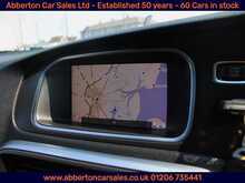 Volvo V40 T3 R-Design Edition 