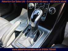 Volvo V40 T3 R-Design Edition 