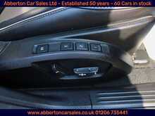 Volvo V40 T3 R-Design Edition 