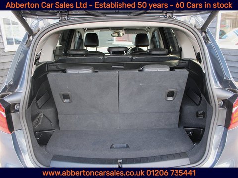 2 Series  Estate 1.5 Manual Petrol