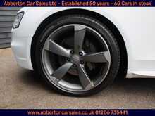 Audi A4 Avant TDI V6 Black Edition 