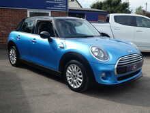 MINI Hatch Cooper 