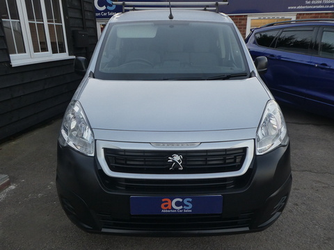 1.6 HDi 625 Professional Panel Van 4dr Diesel Manual L1 (131 g/km, 75 bhp)