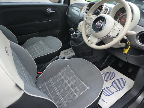 Lounge Hatchback 1.2 Manual Petrol