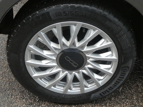 Lounge Hatchback 1.2 Manual Petrol