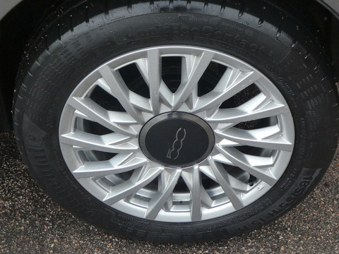 Lounge Hatchback 1.2 Manual Petrol