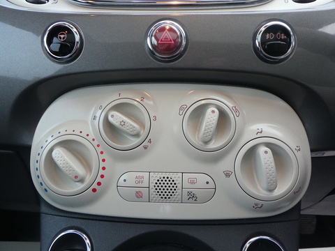 Lounge Hatchback 1.2 Manual Petrol