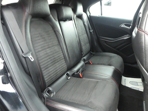 2.1 A200d AMG Line Hatchback 5dr Diesel Manual Euro 6 (s/s) (136 ps)