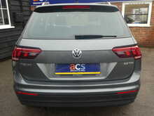 Volkswagen Tiguan TDI BlueMotion Tech SE Navigation 