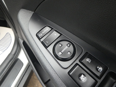 1.7 CRDi Blue Drive SE Nav SUV 5dr Diesel Manual Euro 6 (s/s) (116 ps)