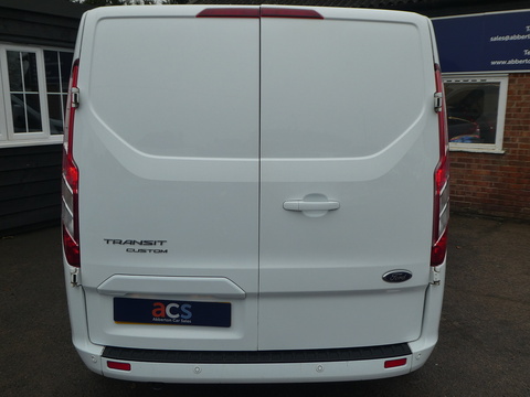 2.0 300 EcoBlue Limited Panel Van 5dr Diesel Manual L2 H1 Euro 6 (130 ps)