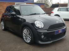 MINI Hatch Cooper D 