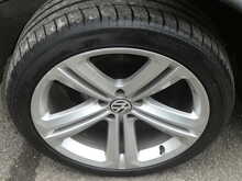 Volkswagen Tiguan TDI BlueMotion Tech R-Line 