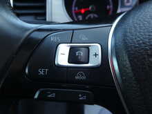 Volkswagen Golf SV TDI BlueMotion Tech SE 