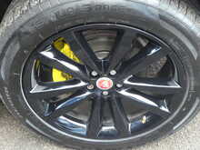 Jaguar F-PACE D180 R-Sport 