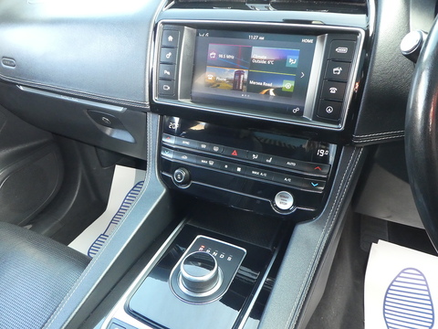 2.0 D180 R-Sport SUV 5dr Diesel Auto AWD Euro 6 (s/s) (180 ps)