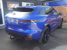Jaguar F-PACE D180 R-Sport 