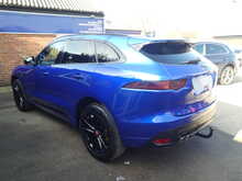 Jaguar F-PACE D180 R-Sport 
