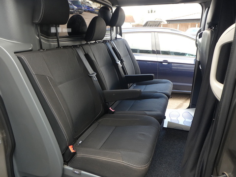 1.6 dCi 29 Sport Nav Crew Van Double Cab 6dr Diesel Manual LWB Euro 6 (120 ps)