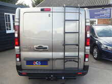 Renault Trafic dCi 29 Sport Nav 