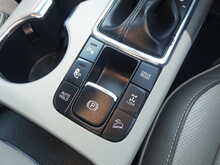 Kia Sportage CRDi First Edition 