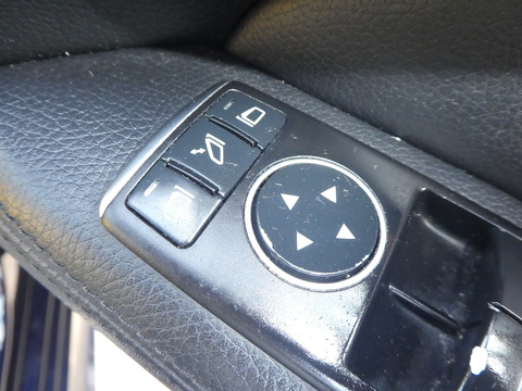 2.1 E220 BlueTEC AMG Night Edition Saloon 4dr Diesel G-Tronic+ Euro 6 (s/s) (177 ps)