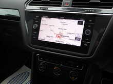 Volkswagen Tiguan TSI SEL 
