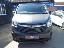 Vauxhall Vivaro CDTi 2900 BiTurbo 