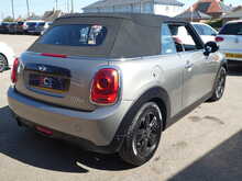 MINI Convertible Cooper 