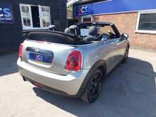 MINI Convertible Cooper 