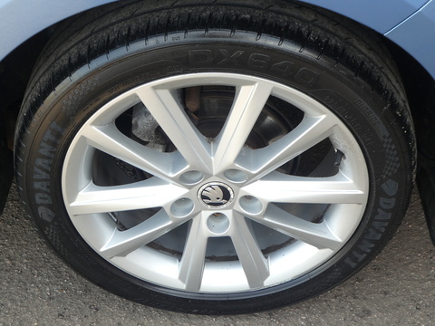 2.0 TDI Elegance Estate 5dr Diesel DSG Euro 5 (s/s) (150 ps)