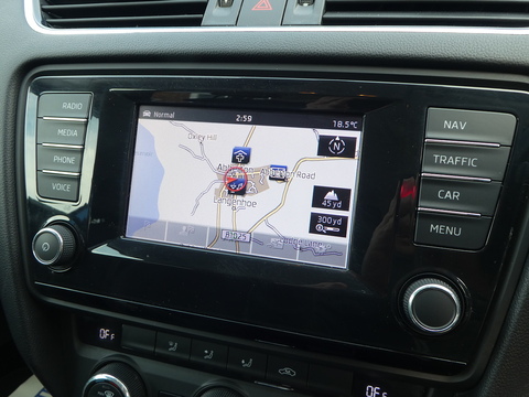 2.0 TDI Elegance Estate 5dr Diesel DSG Euro 5 (s/s) (150 ps)