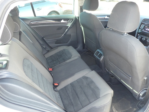 2.0 TDI BlueMotion Tech GT Hatchback 5dr Diesel Manual Euro 5 (s/s) (150 ps)