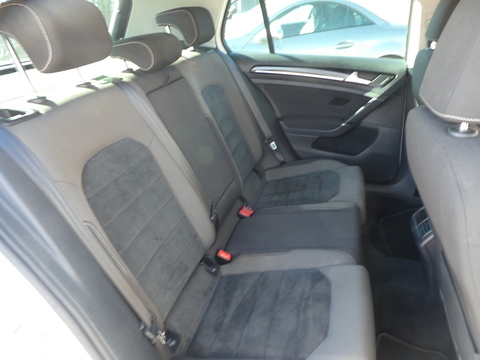 2.0 TDI BlueMotion Tech GT Hatchback 5dr Diesel Manual Euro 5 (s/s) (150 ps)