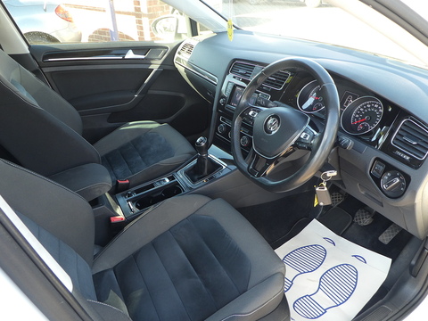 2.0 TDI BlueMotion Tech GT Hatchback 5dr Diesel Manual Euro 5 (s/s) (150 ps)