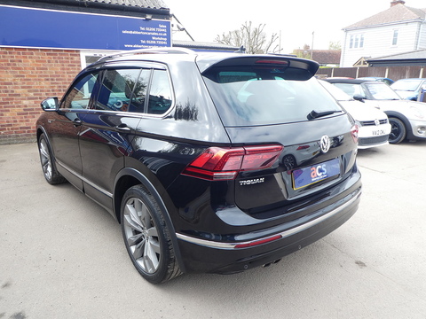 2.0 TDI R-Line SUV 5dr Diesel DSG 4Motion Euro 6 (s/s) (150 ps)