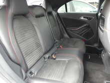 Mercedes-Benz CLA CLA220d AMG Line 