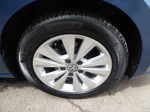 1.4 TSI BlueMotion Tech SE MPV 5dr Petrol DSG Euro 6 (s/s) (125 ps)