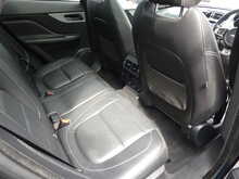 Jaguar F-PACE D180 R-Sport 