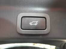 Jaguar F-PACE D180 R-Sport 